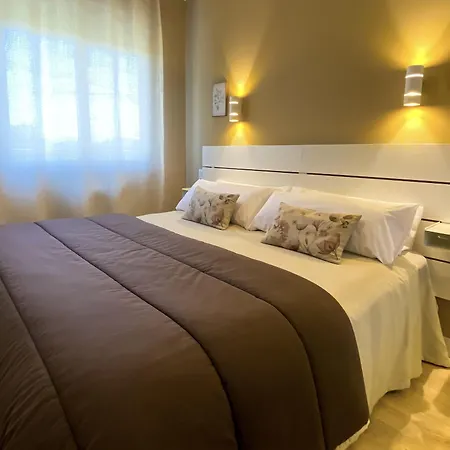 Ξενοδοχείο με διαμερίσματα Casablanca 3*