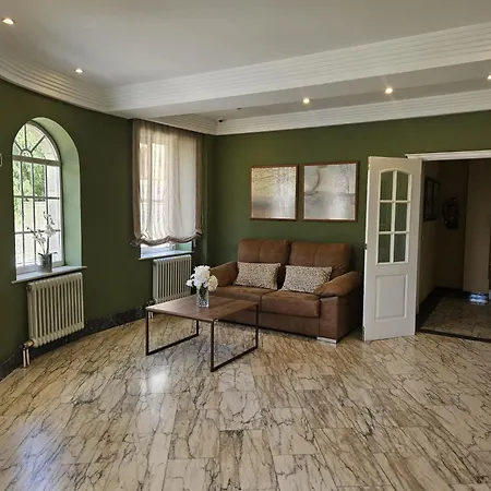 Ξενοδοχείο με διαμερίσματα Casablanca