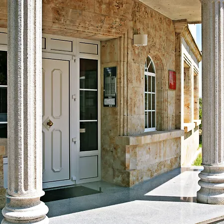 Ξενοδοχείο με διαμερίσματα Casablanca